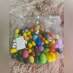 Easter egg set there is 135 matched unbroken Easter eggs